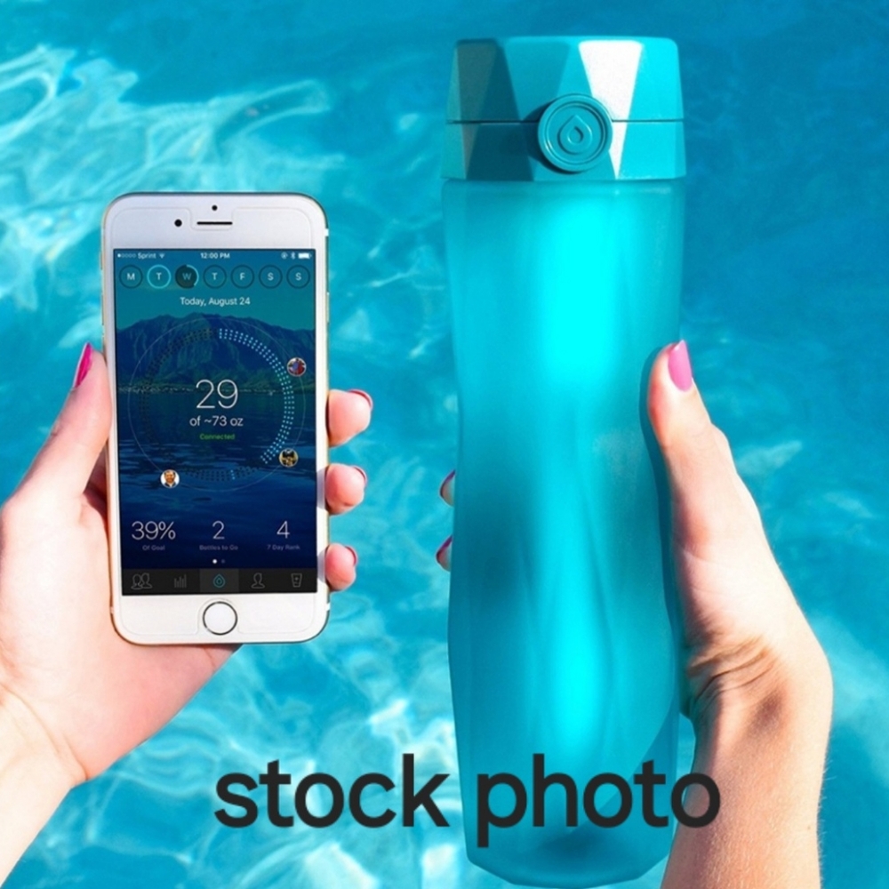 Hidrate Spark 2.0 Smart water bottle NEW!